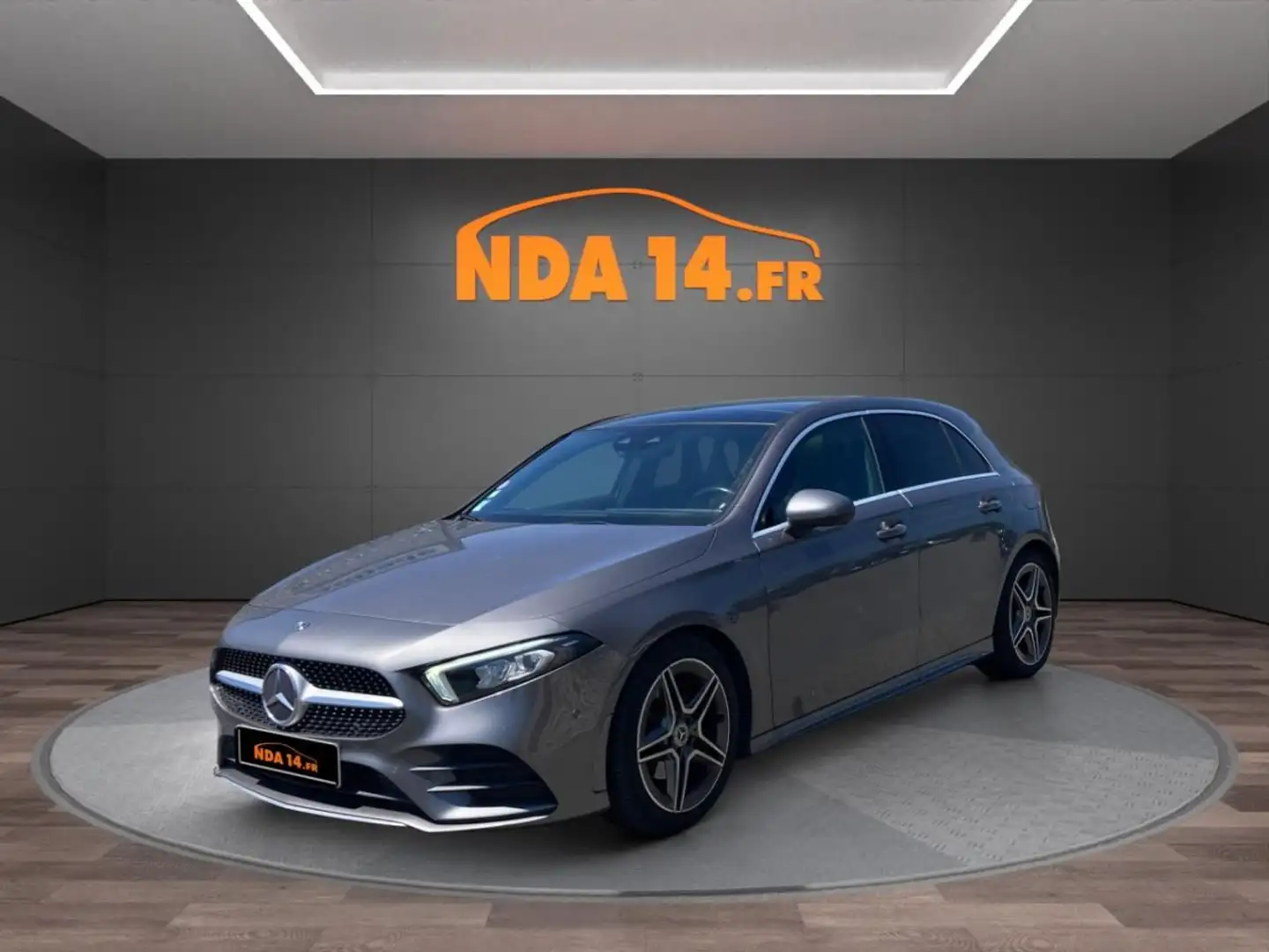 Mercedes-Benz A 200 200 - BV 7G-DCT Grijs - 1