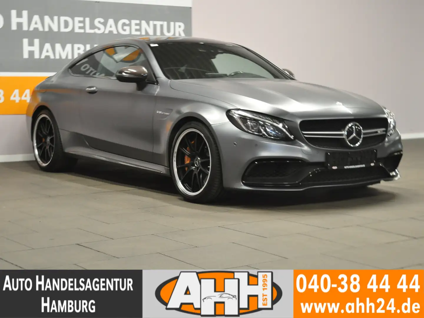 Mercedes-Benz C 63 AMG S PERFORMANCE|CARBON|KERAMIK|PANO|ABGAS Grau - 2