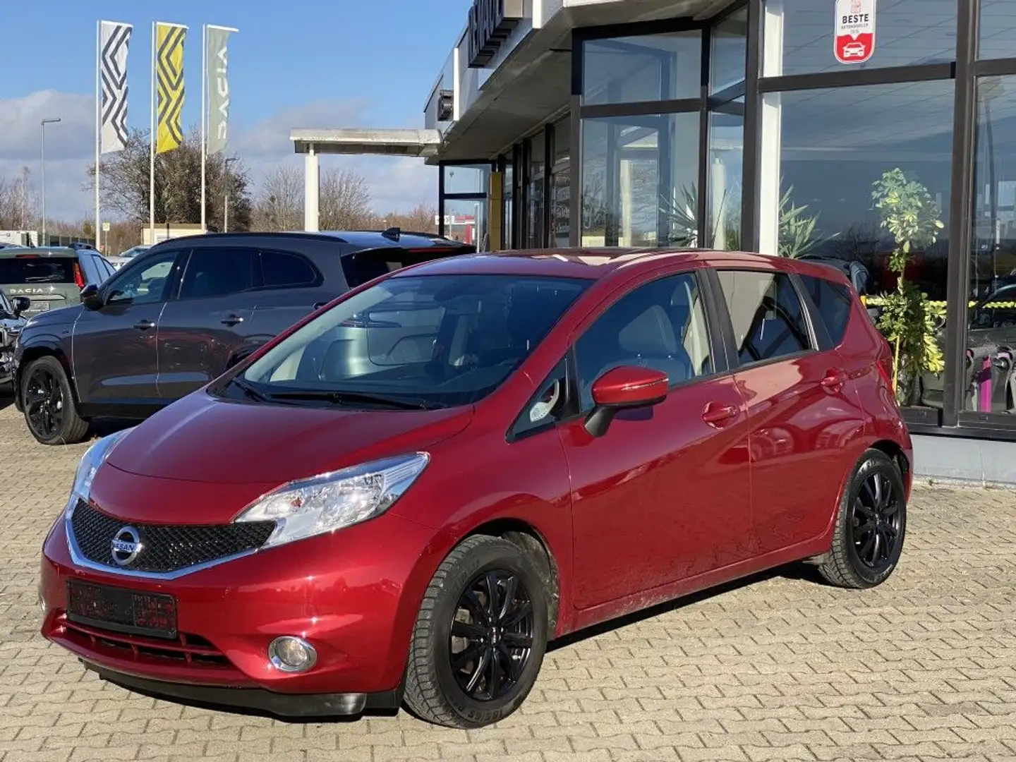 Nissan Note 1.2 acenta+ Rot - 1