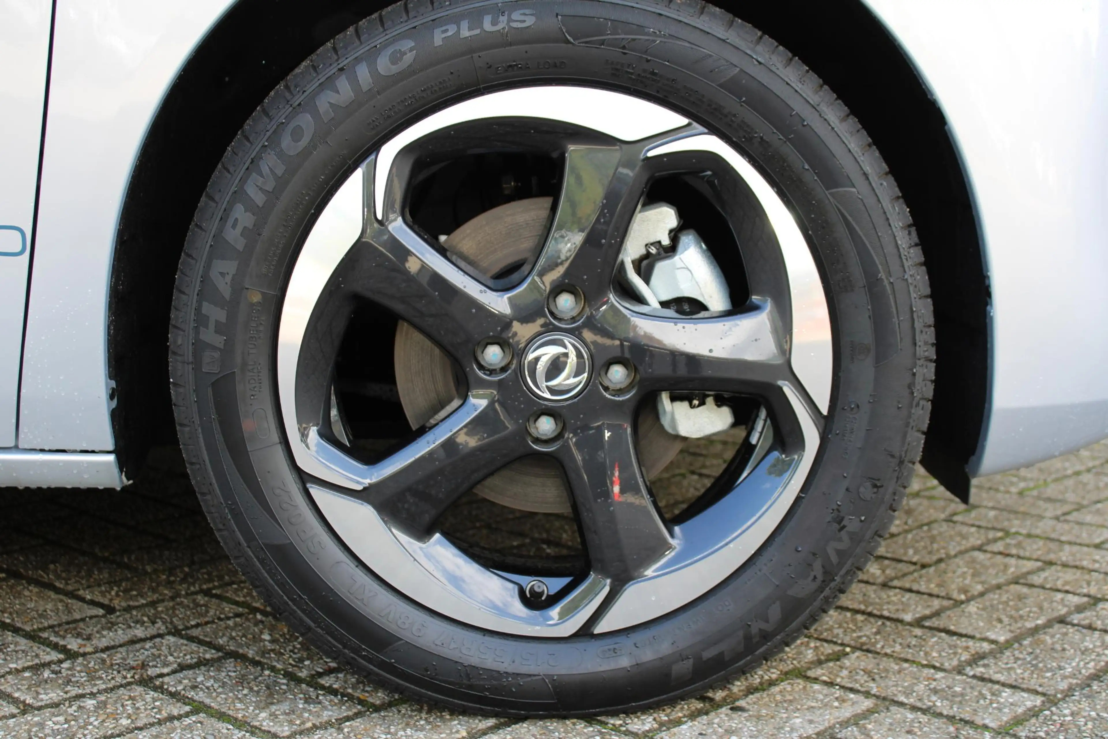 Dongfeng Box Premium Edition 42 kWh — photo 6