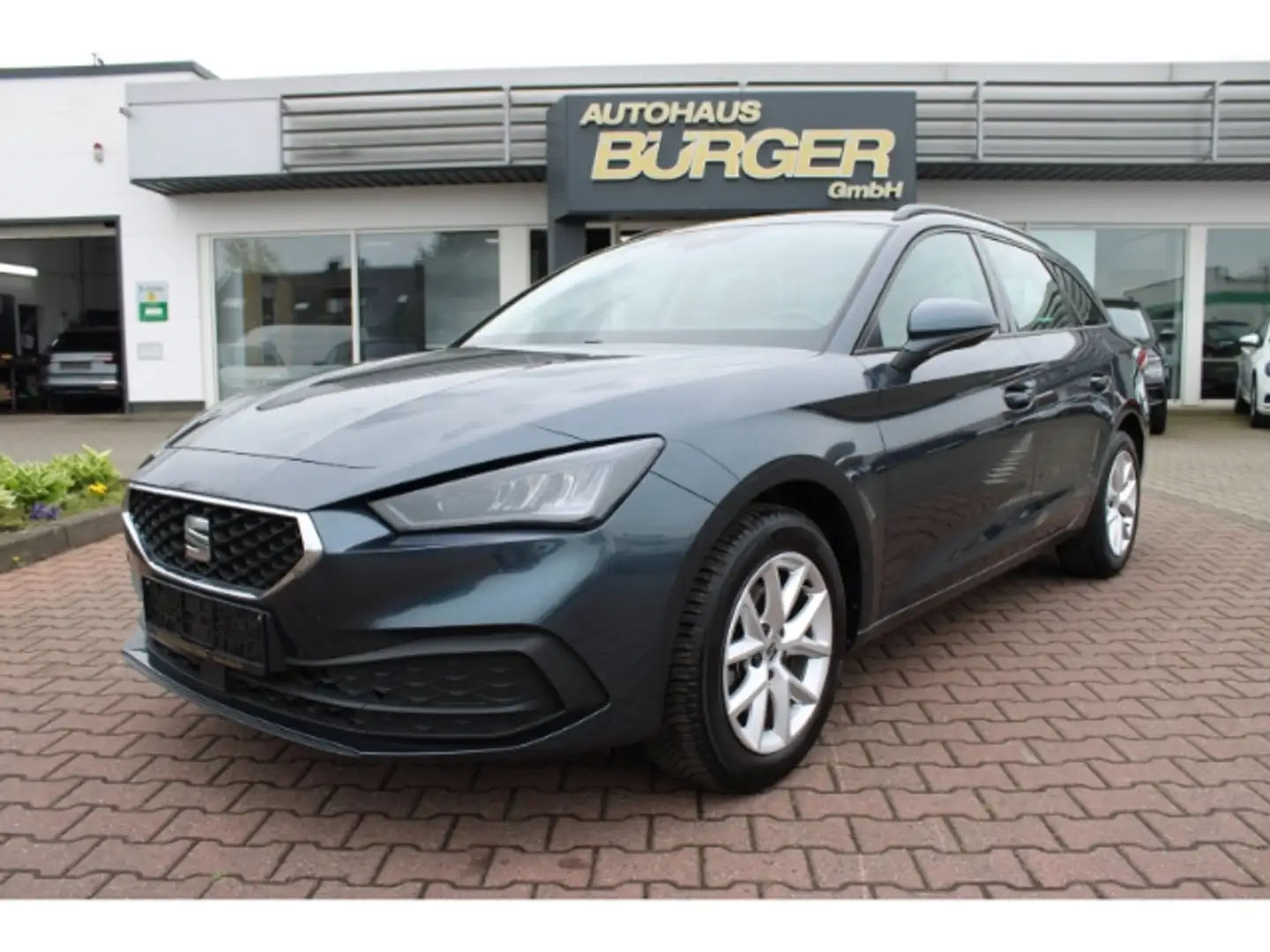 SEAT Leon ST Style 1.0 eTSI Navi LED Kamera Winterpaket Digi Grau - 1