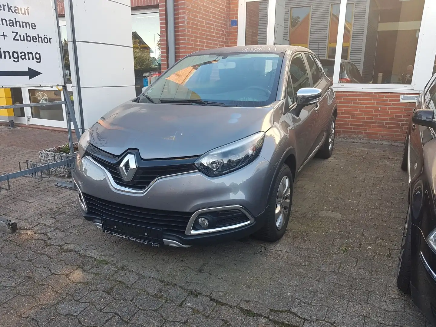 Renault Captur Experience Grau - 1