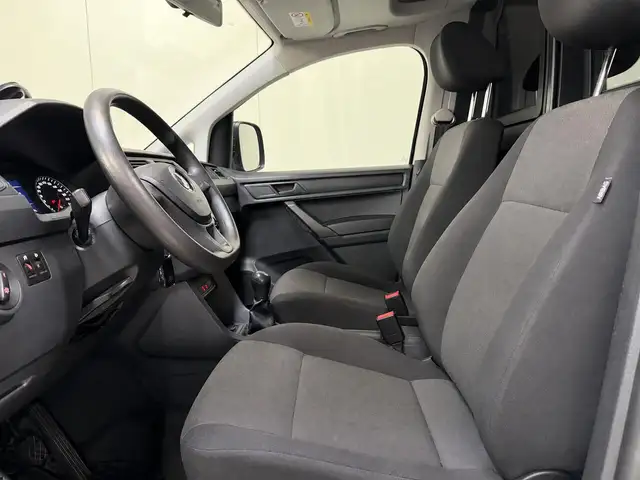 Volkswagen Caddy view 9