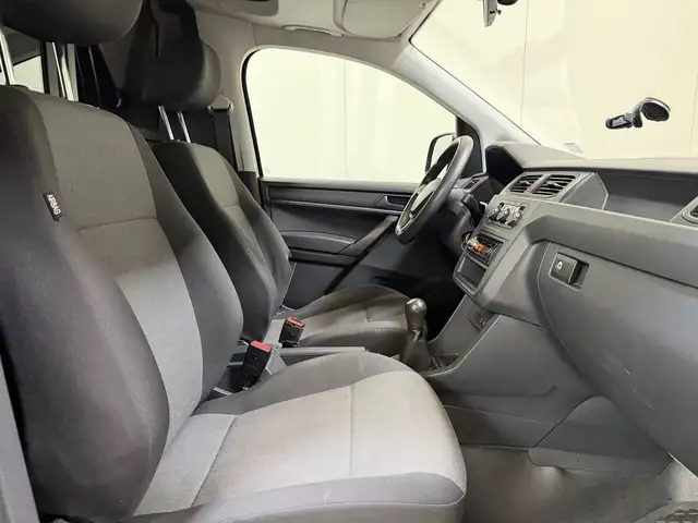 Volkswagen Caddy view 2