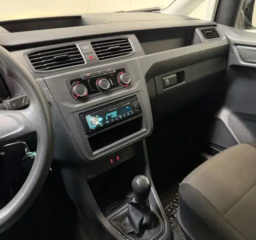 Volkswagen Caddy view 11