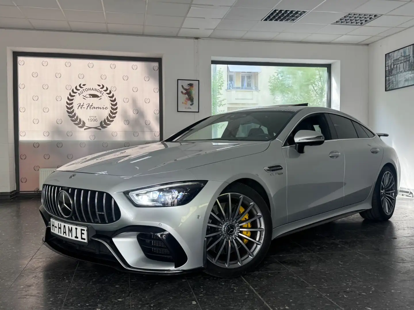 Mercedes-Benz AMG GT 63 S 4MATIC+ AERO KIT NIGHT BURM S-DACH Plateado - 1