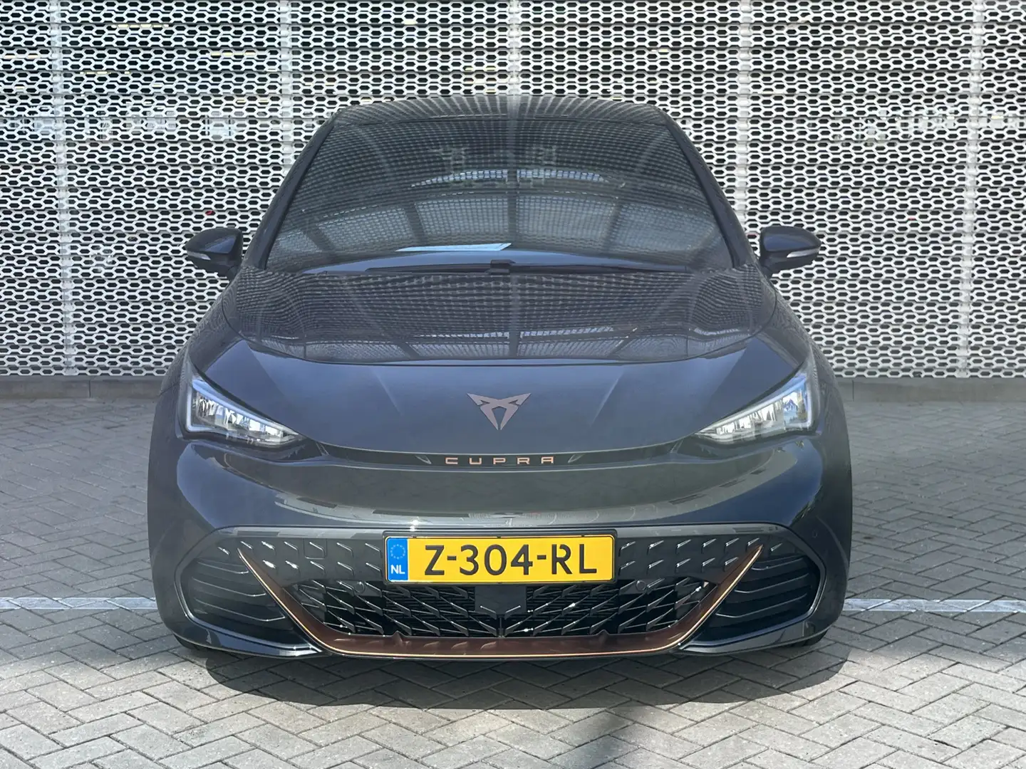 CUPRA Born Impulse 62 kWh Grijs - 2