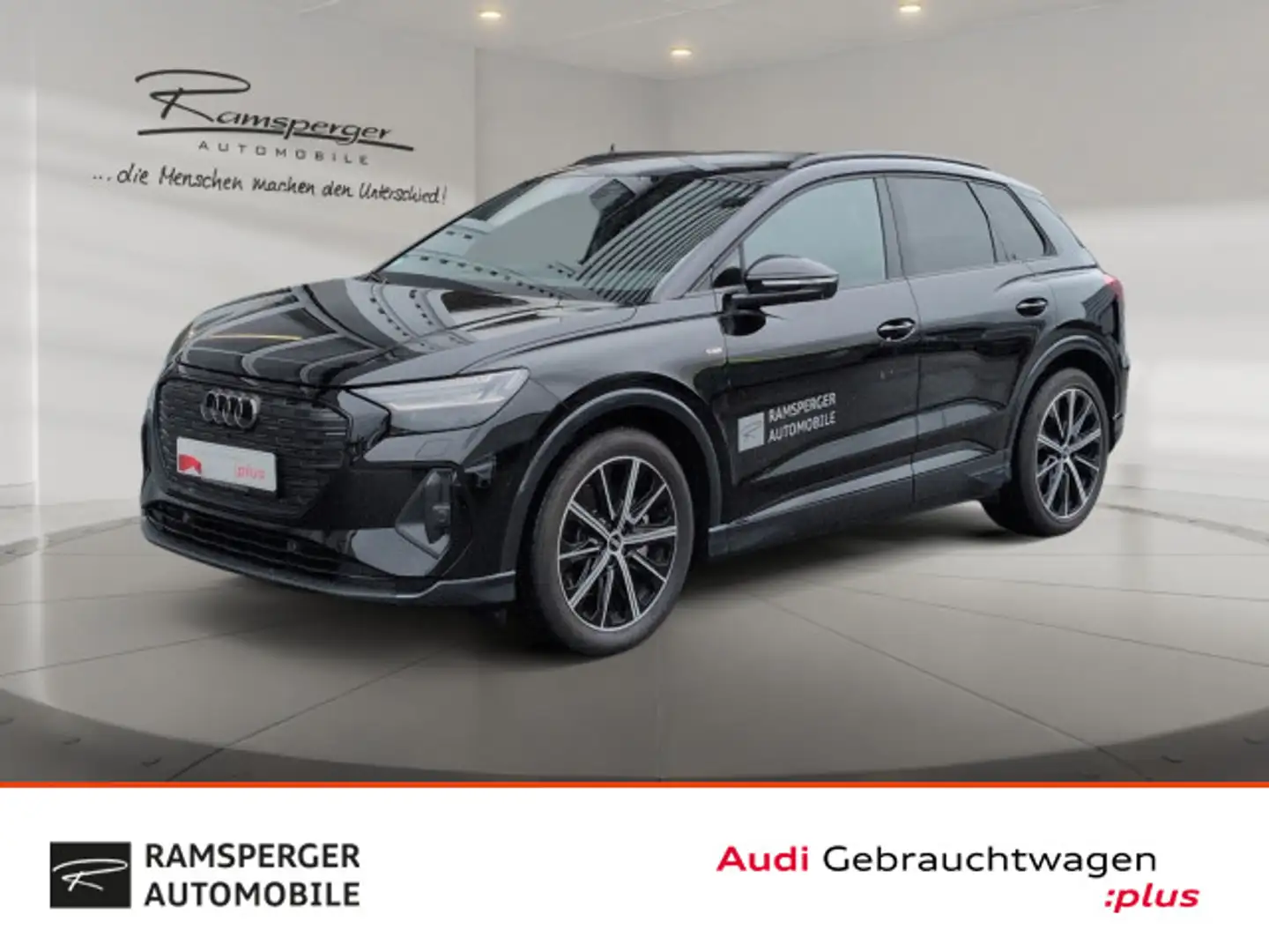 Audi Q4 e-tron 40 S line Matrix ACC Kamera Optikp. Schwarz - 1