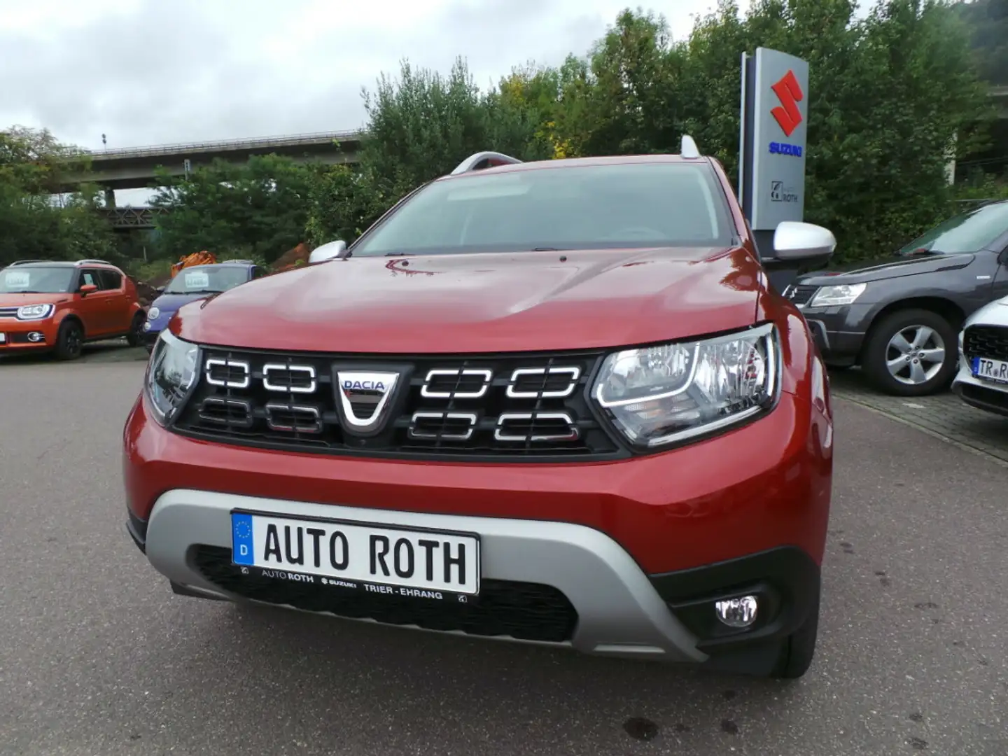Dacia Duster Prestige / Abn. Anhängerkupplung Rouge - 1