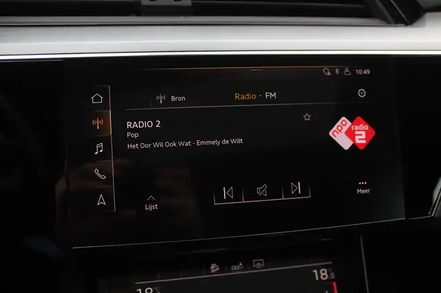 Audi E-Tron view 22