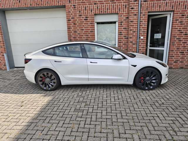 Tesla Model 3 Model 3 PERFORMANCE Longrange Allrad Dual Motor