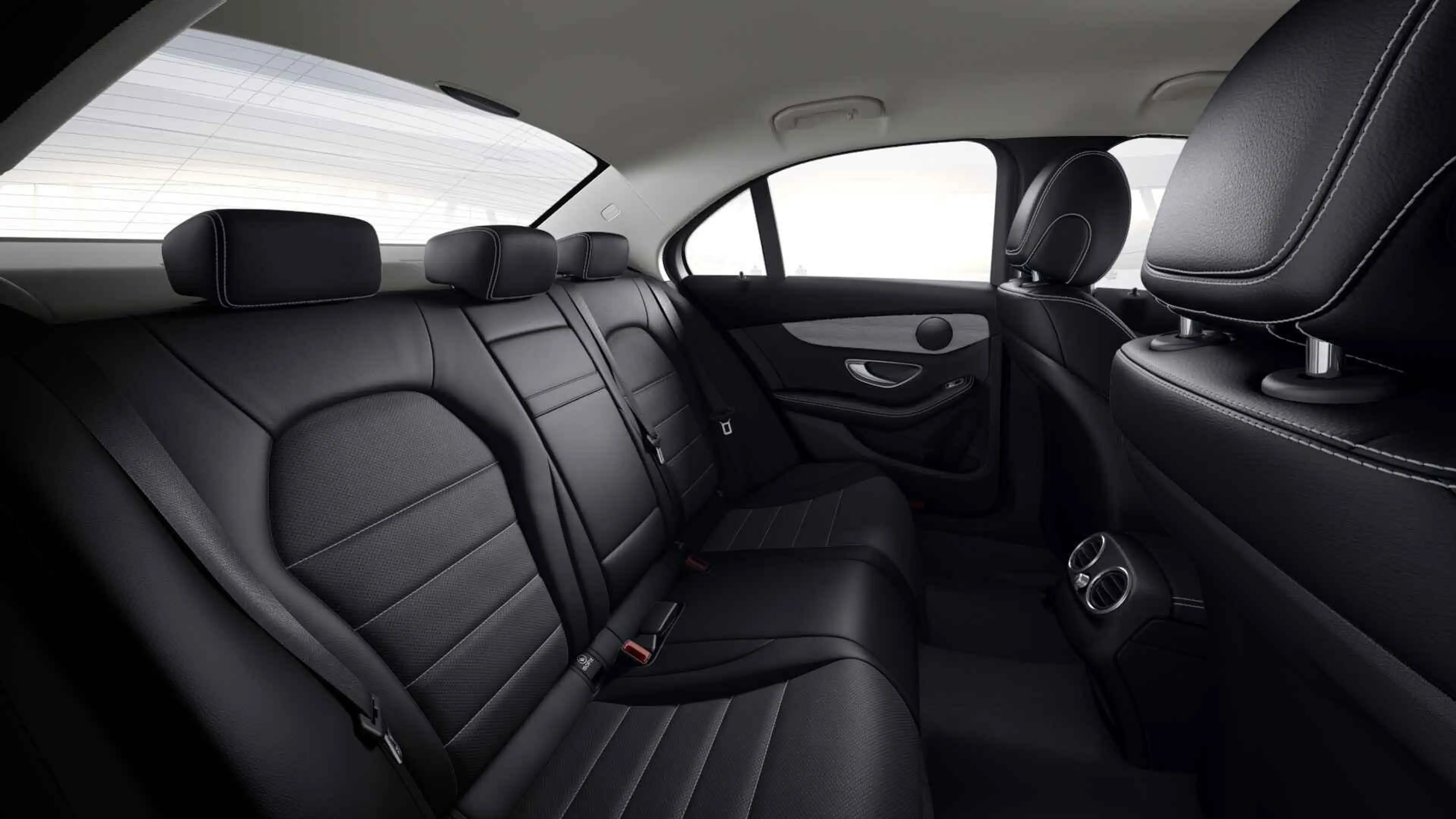 Mercedes-Benz C 180 Berline AMG Line | Verwarmde Zetels | Parkeer Pack — photo 5