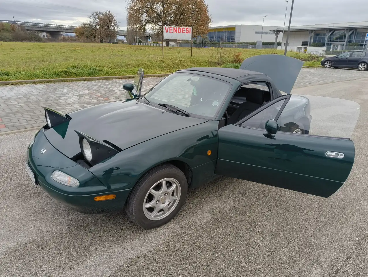 Mazda MX-5 1.6i 16v TARGA ORO, foto 6