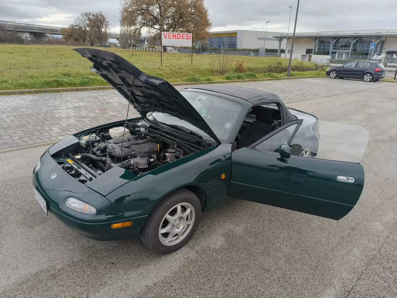 Mazda MX-5 1.6i 16v TARGA ORO, foto 7