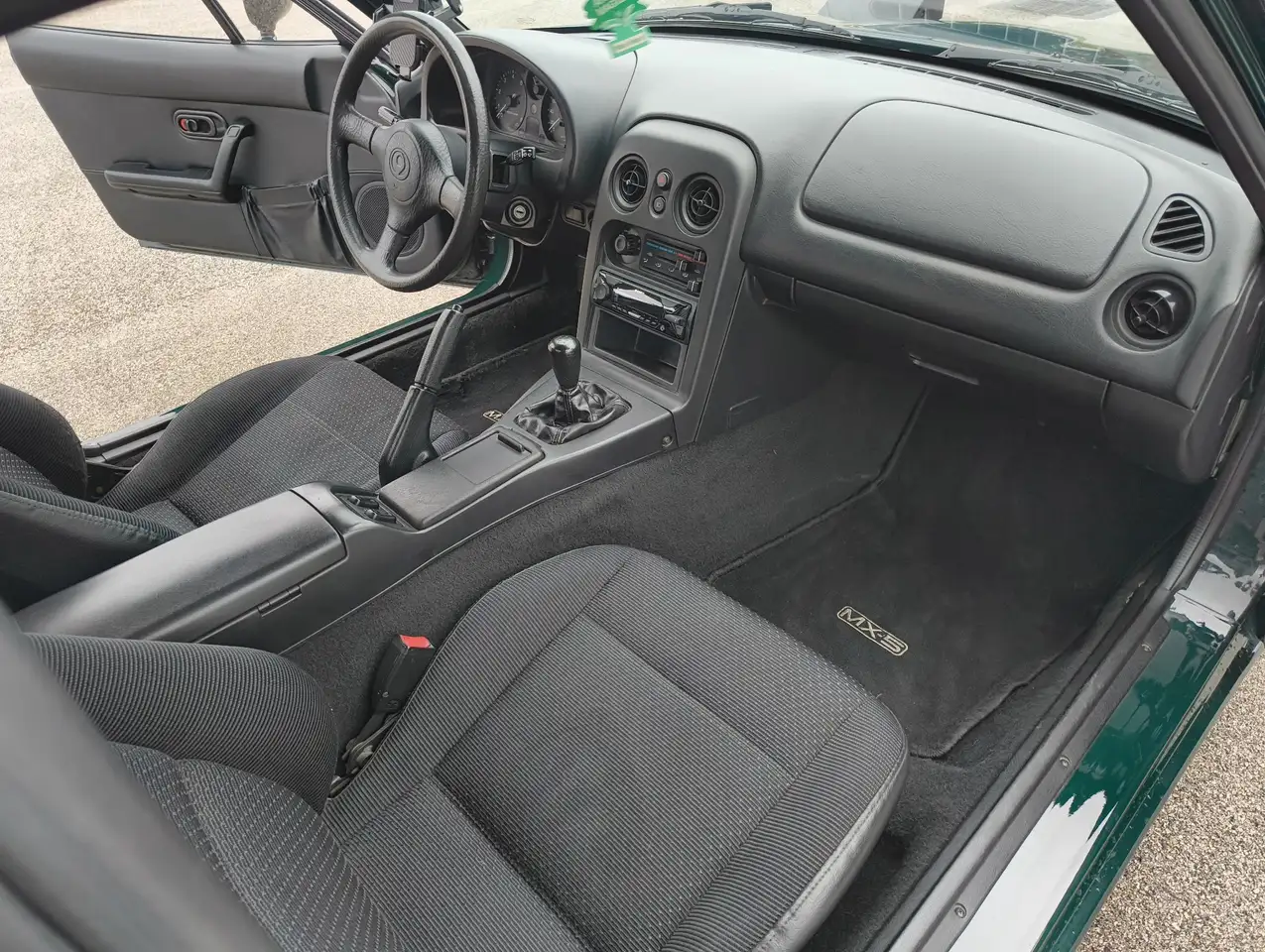 Mazda MX-5 1.6i 16v TARGA ORO, foto 11