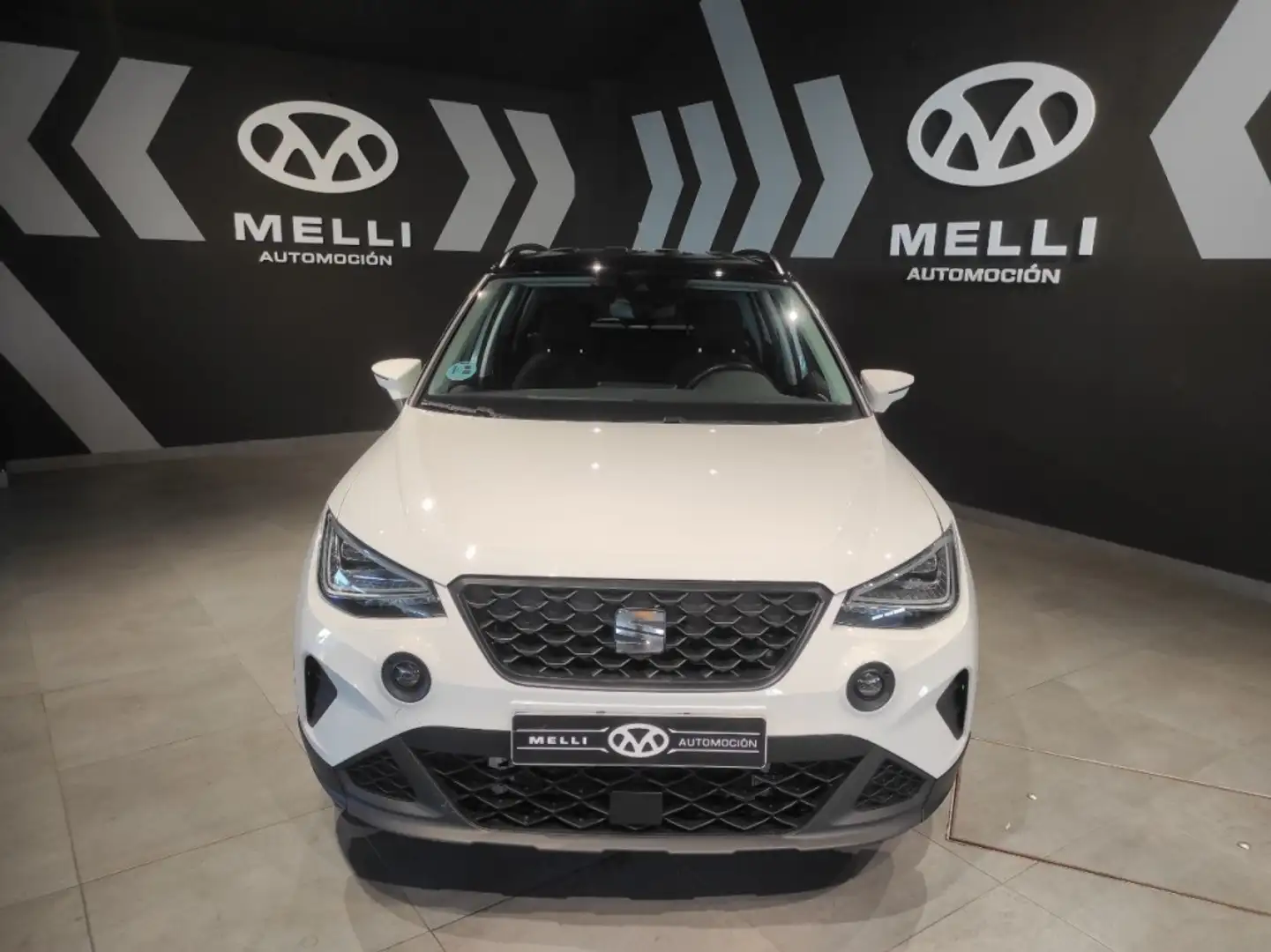SEAT Arona 1.0 TSI S&S Style 110 Blanco - 1