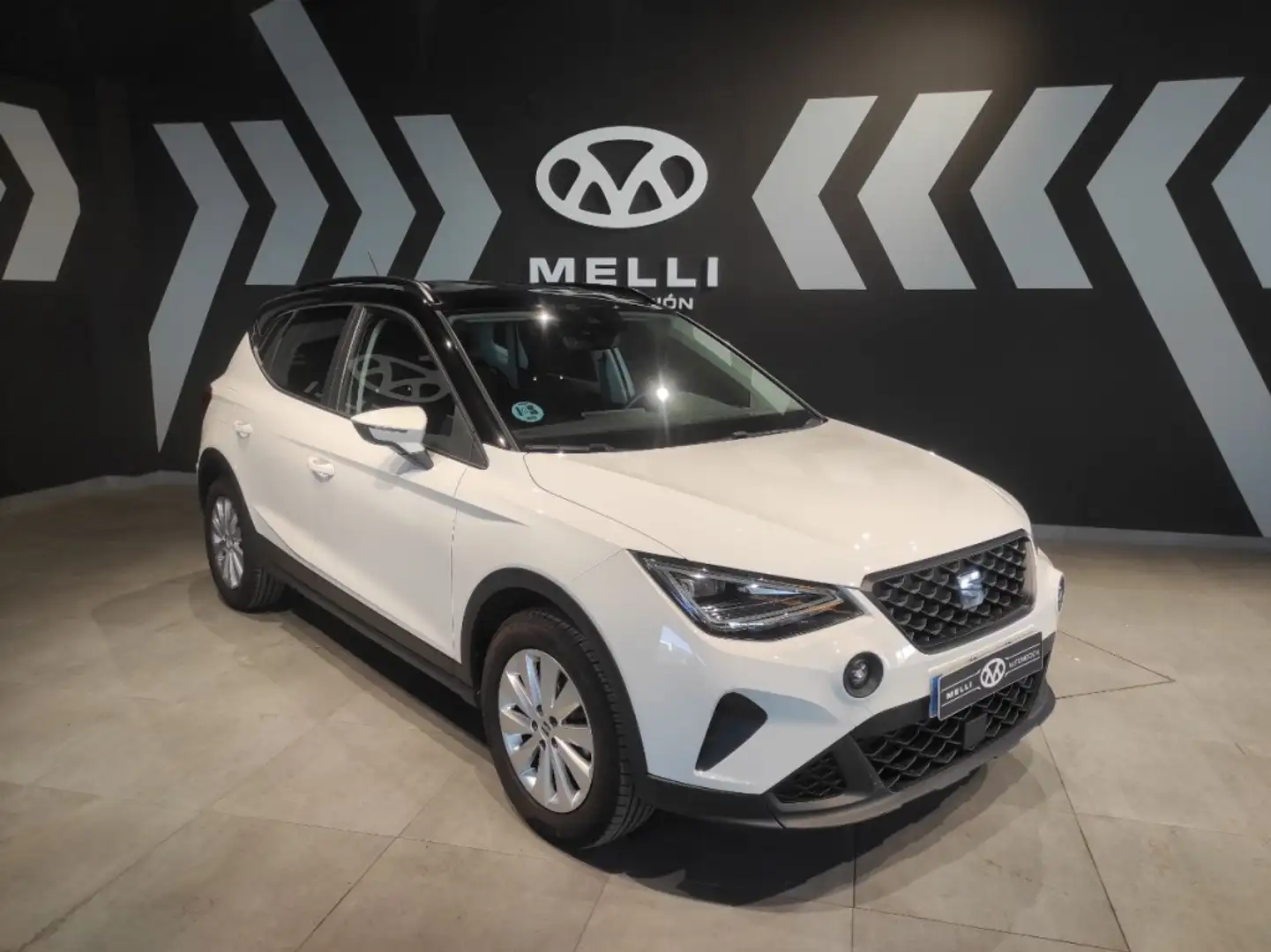 SEAT Arona 1.0 TSI S&S Style 110 Blanco - 2