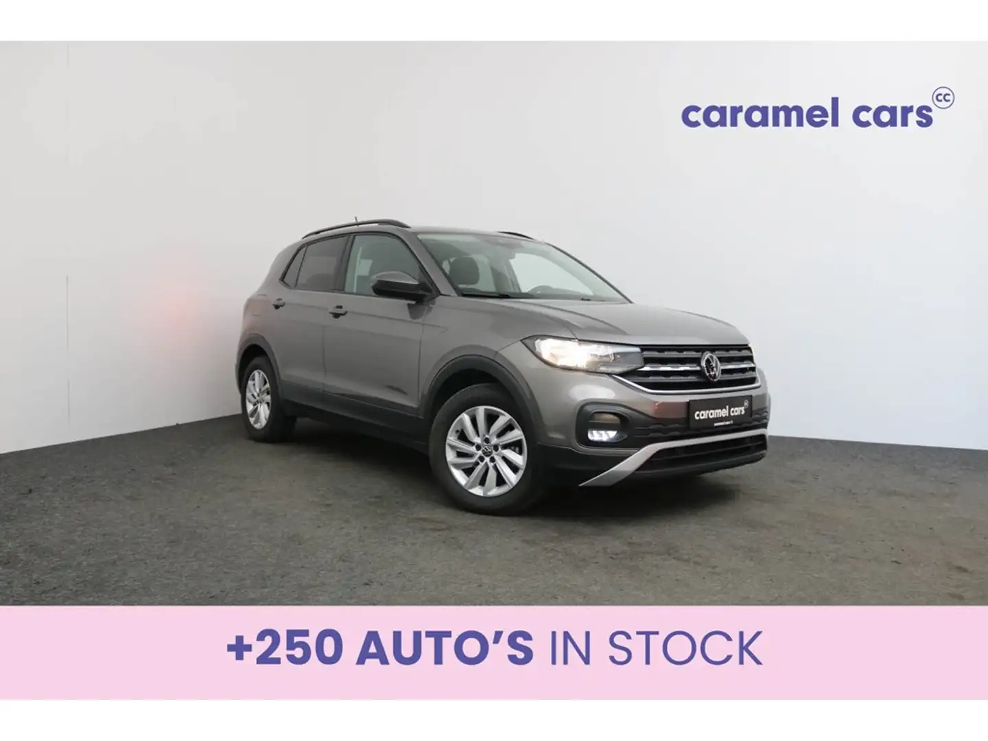 Volkswagen T-Cross ACTIVE AUTOMAAT  *DAB*CARPLAY*CAMERA+SENSOREN*ZETE Grijs - 1