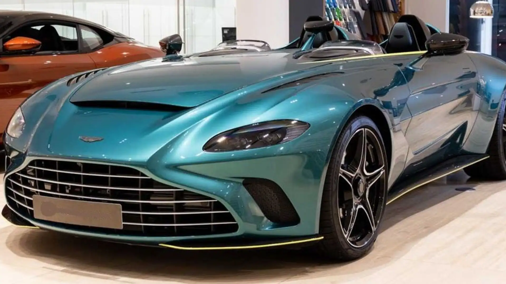Aston Martin Vantage Deportivo Automático de 3 Puertas zelena - 1