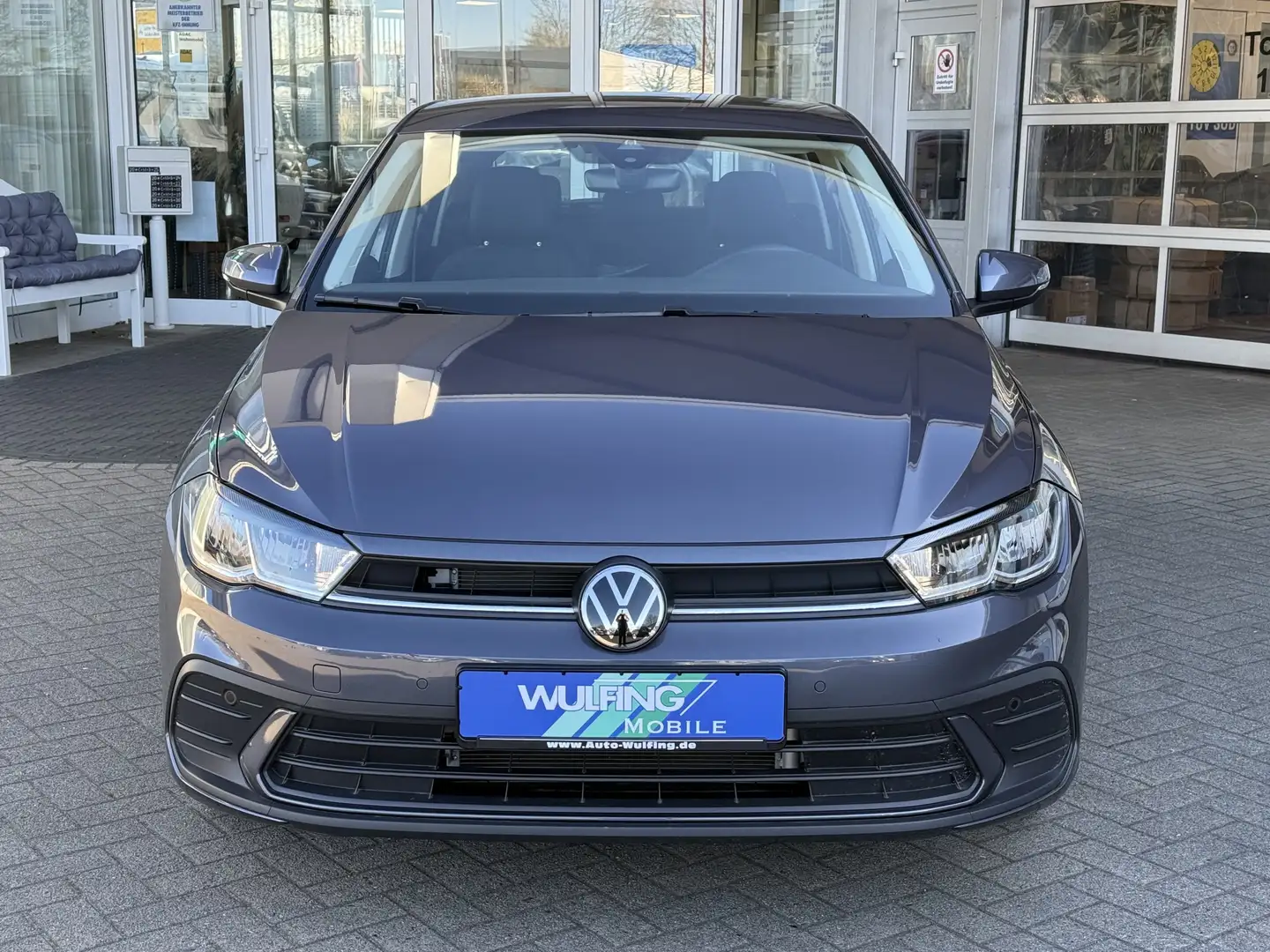 Volkswagen Polo 1.0 TSI Life LED,PDC,GRA,RF-Kam.GRA,CarPlay Grau - 2