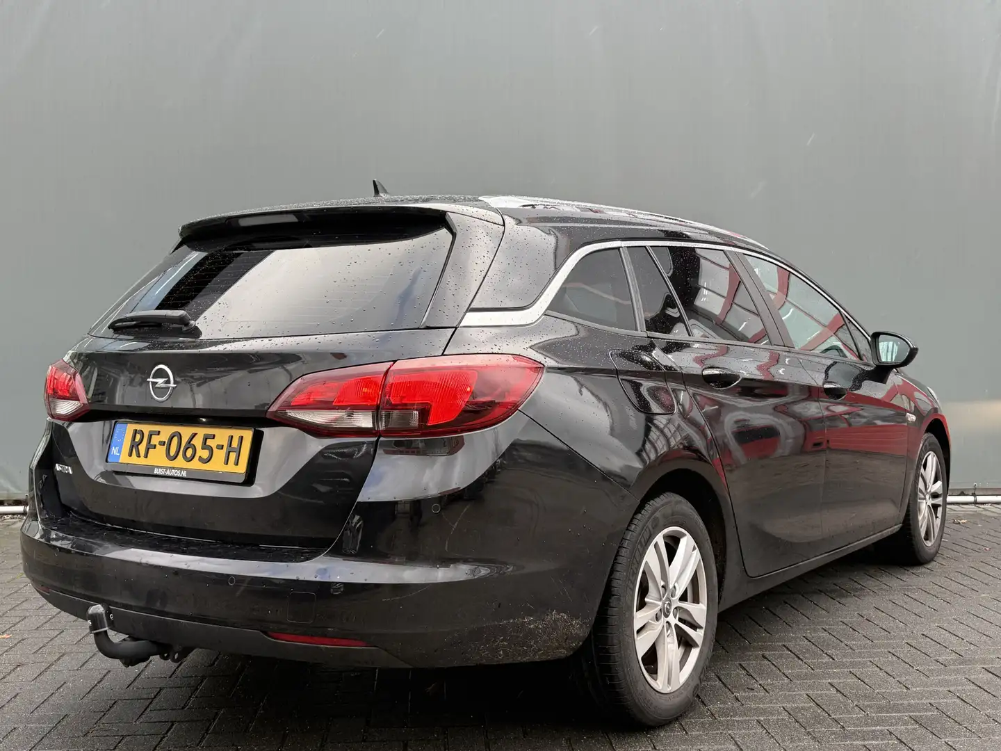 Opel Astra Sports Tourer BWJ 2017 1.6 CDTI 111 PK Business+ N Noir - 2