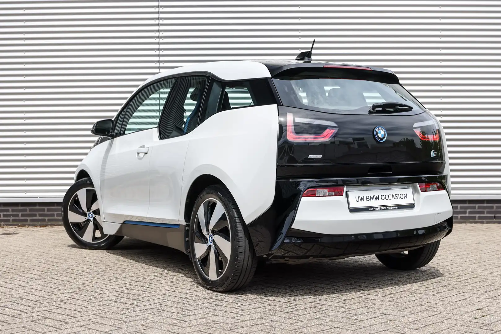 BMW i3 Basis Comfort Advance 94Ah 33 kWh / Multifunctione Wit - 2