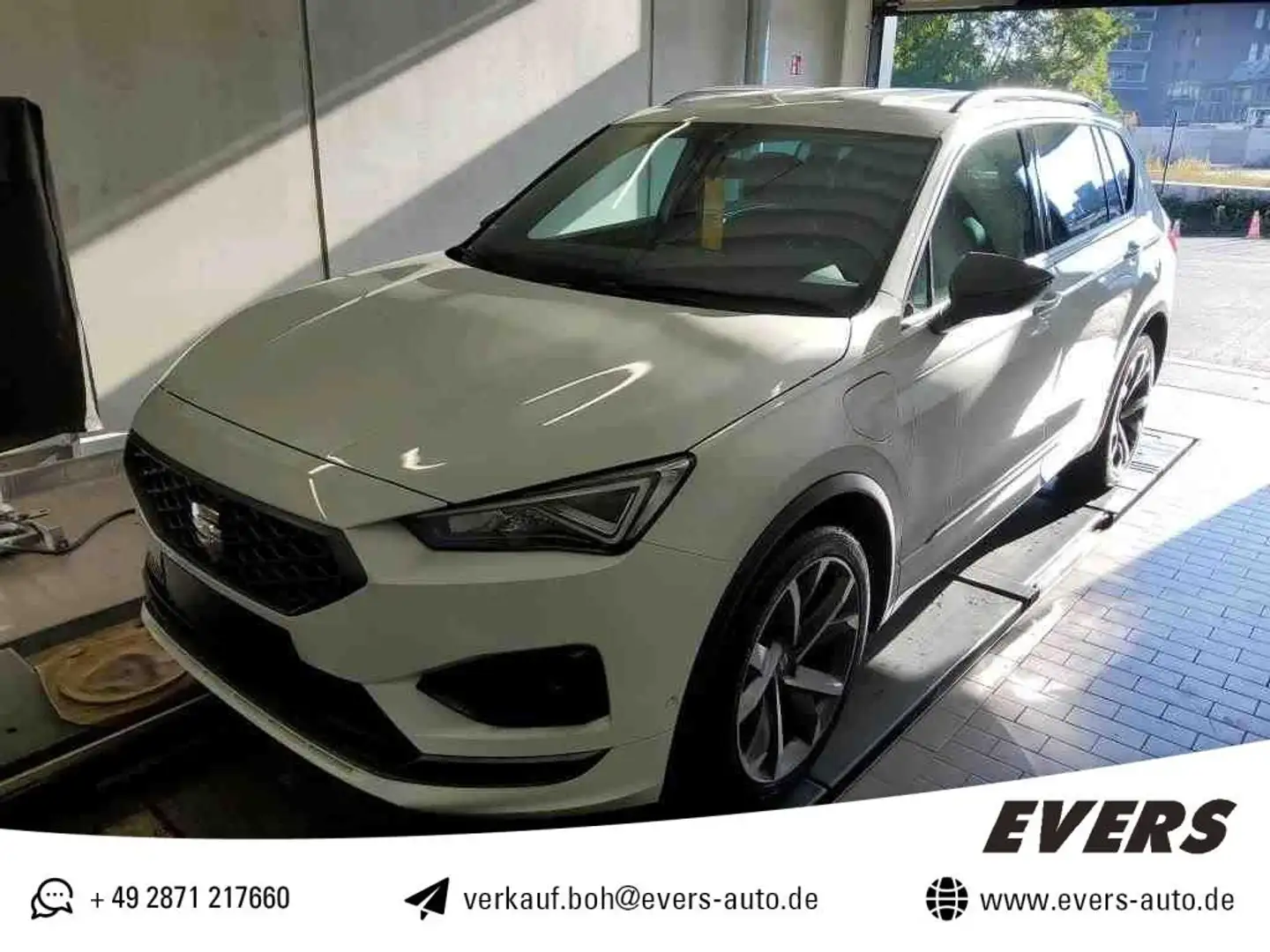 SEAT Tarraco 1.4 e-HYBRID DSG FR AHK+LEDER+20Z.+ACC Weiß - 1