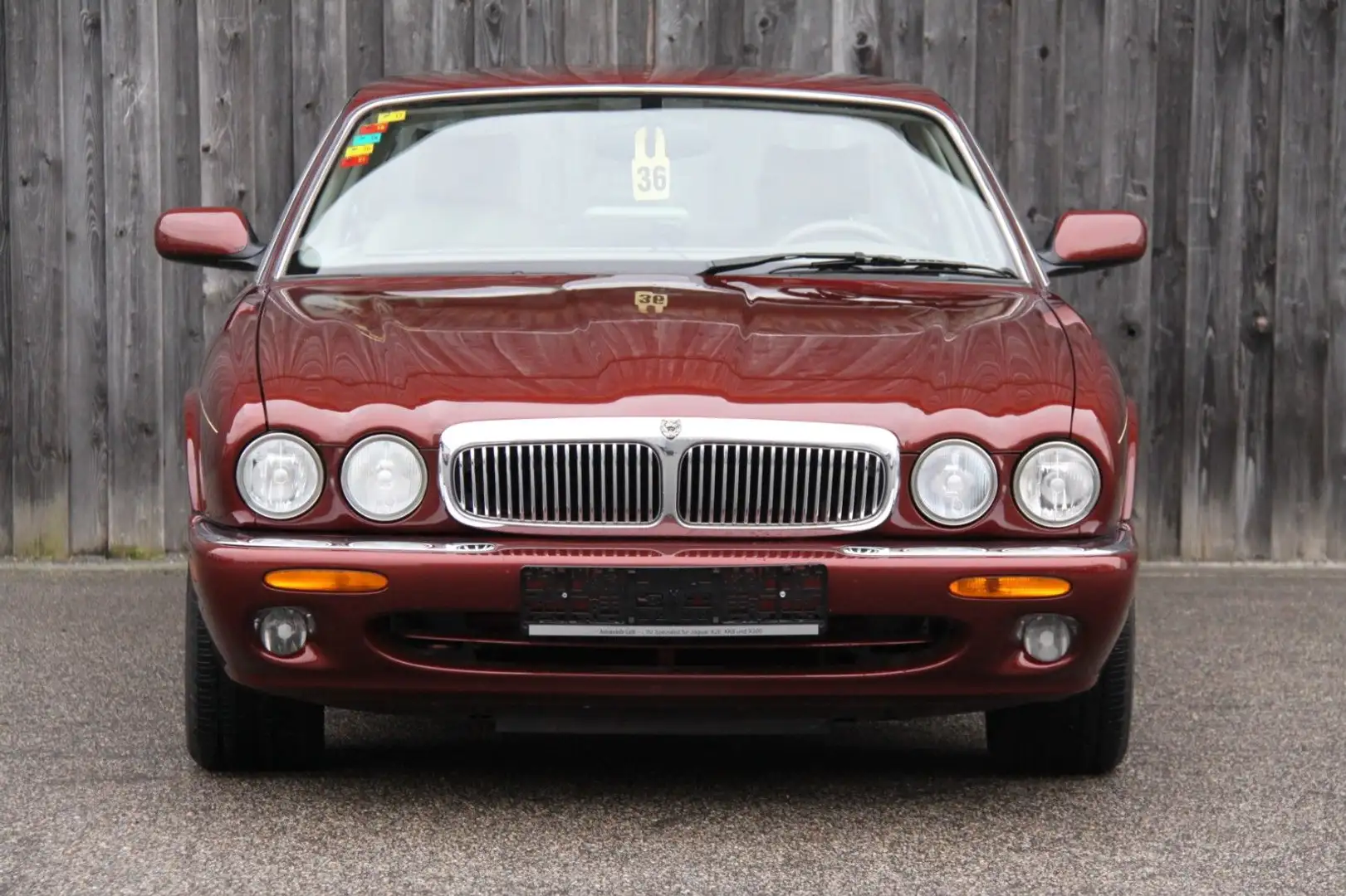Jaguar XJ 4.0 Sovereign 2 Jahre Garantie Czerwony - 1
