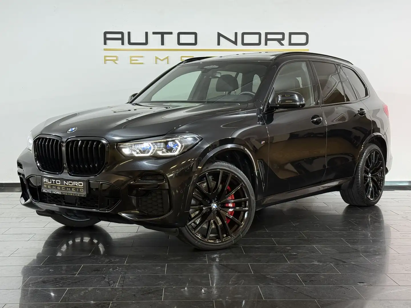 BMW X5 M i*22´´*Pano*Standhzg*AHK*Memory*Shadow* Schwarz - 1