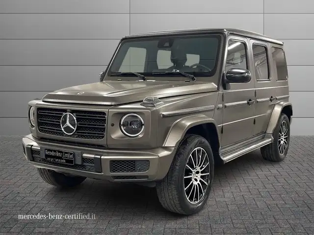 Mercedes-Benz G 400 - G 400 d AMG Line 330cv auto