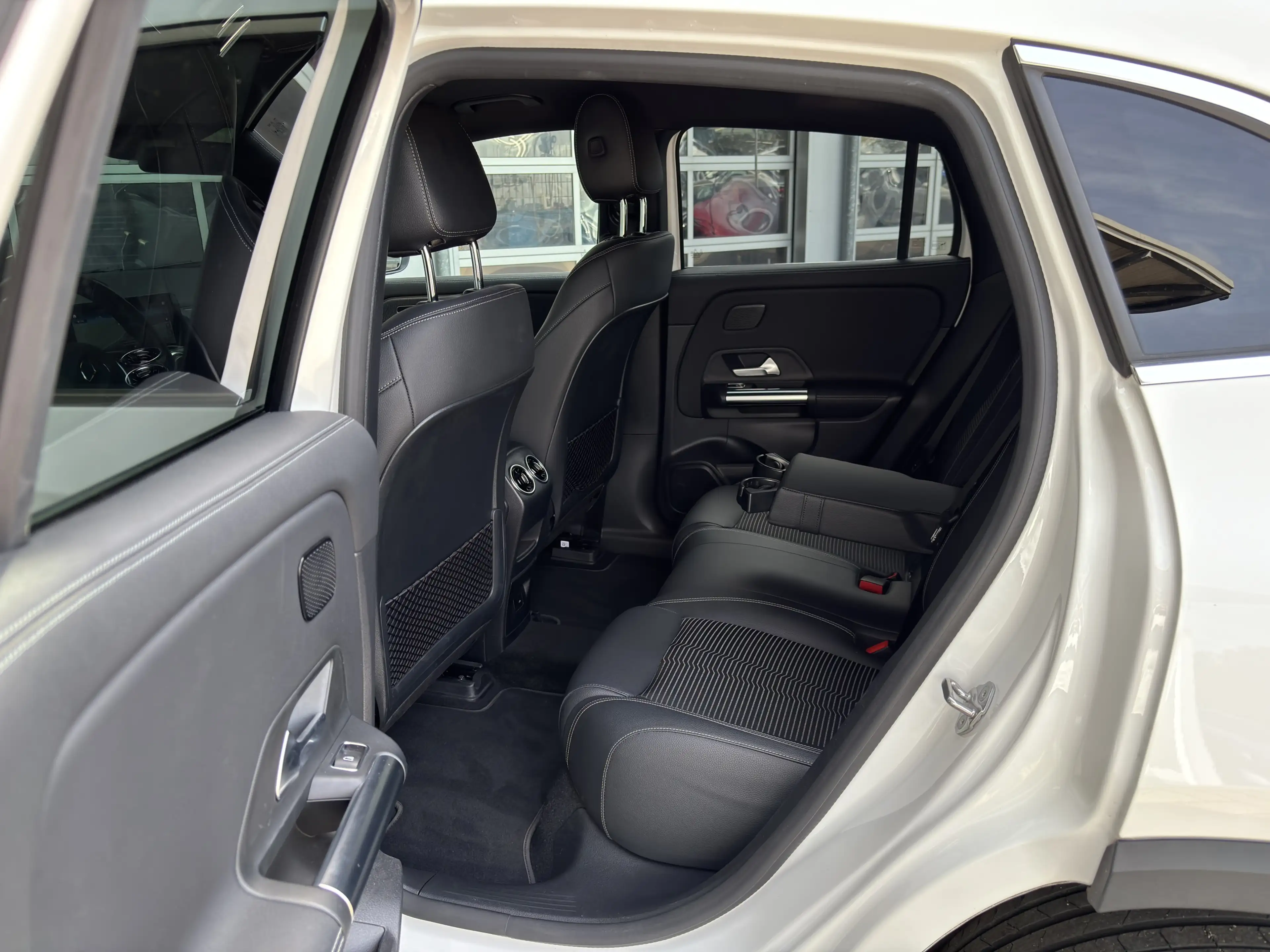Mercedes-Benz EQA 250 AHK PROGRESSIVE PAKET KAM KEYL MEMOR — photo 10