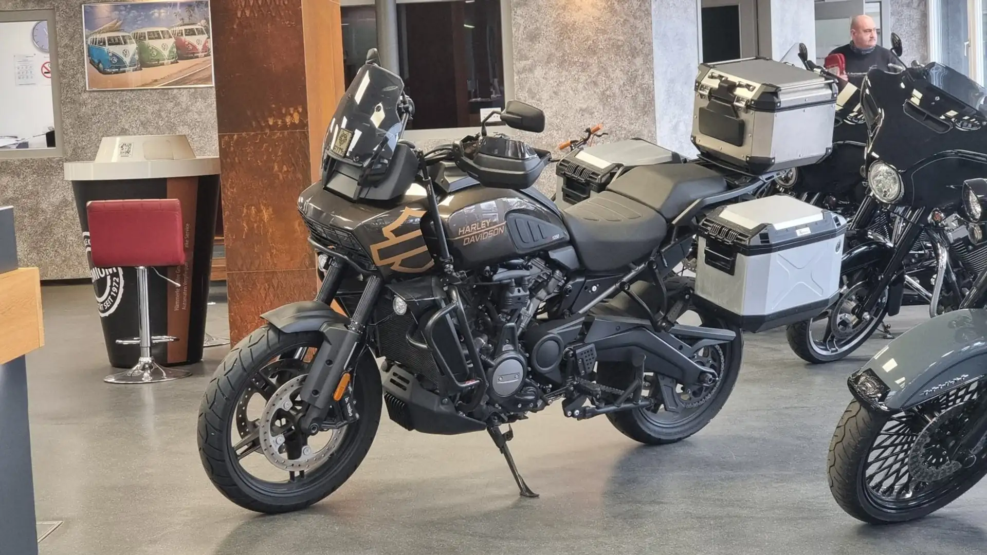 Harley-Davidson Pan America Schwarz - 2