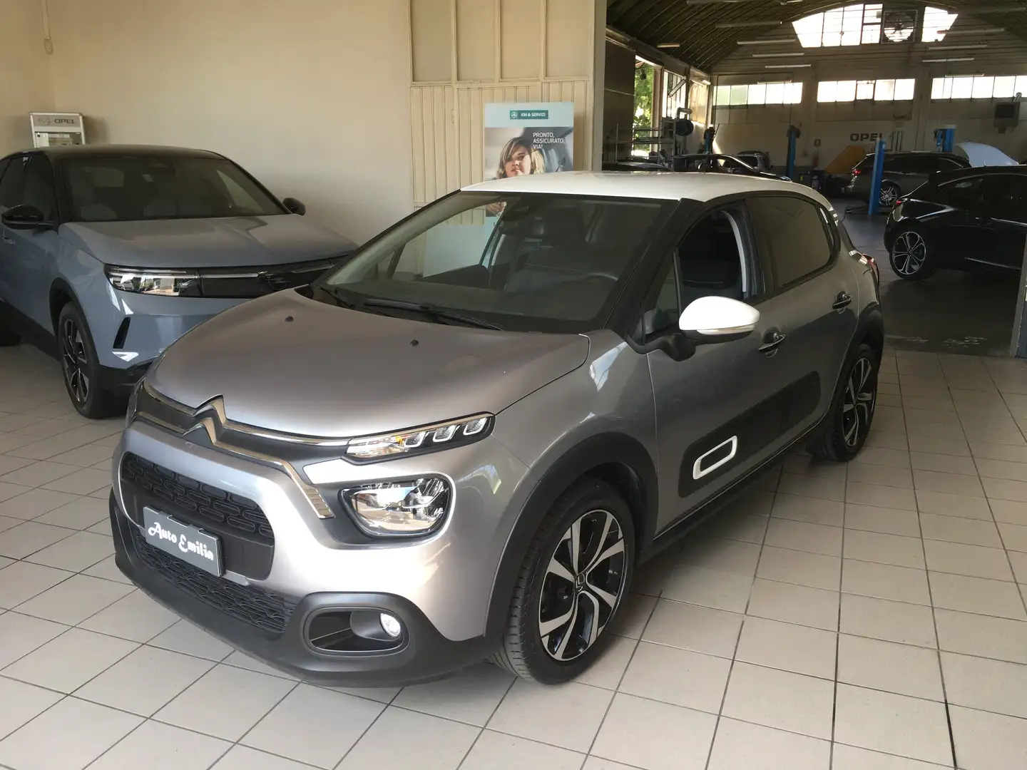 Citroen C3 C3 III 1.2 puretech Shine Pack s Grigio - 2