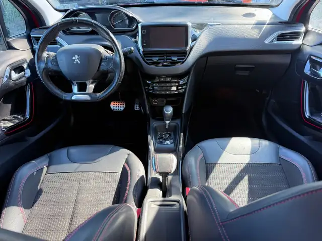 Peugeot 2008 view 7