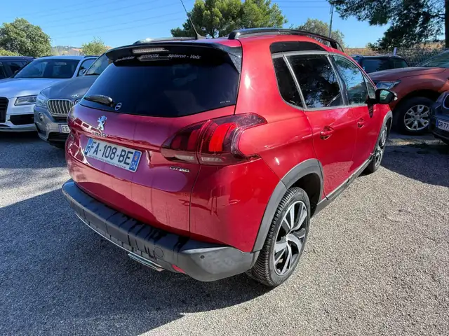 Peugeot 2008 view 5