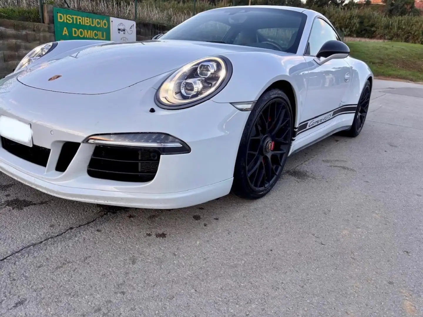 Porsche 991 Carrera 4 GTS Coupé PDK Gris - 1