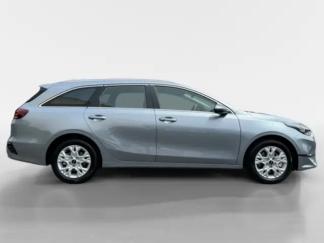 Kia Ceed view 6