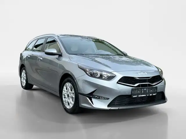 Kia Ceed view 7