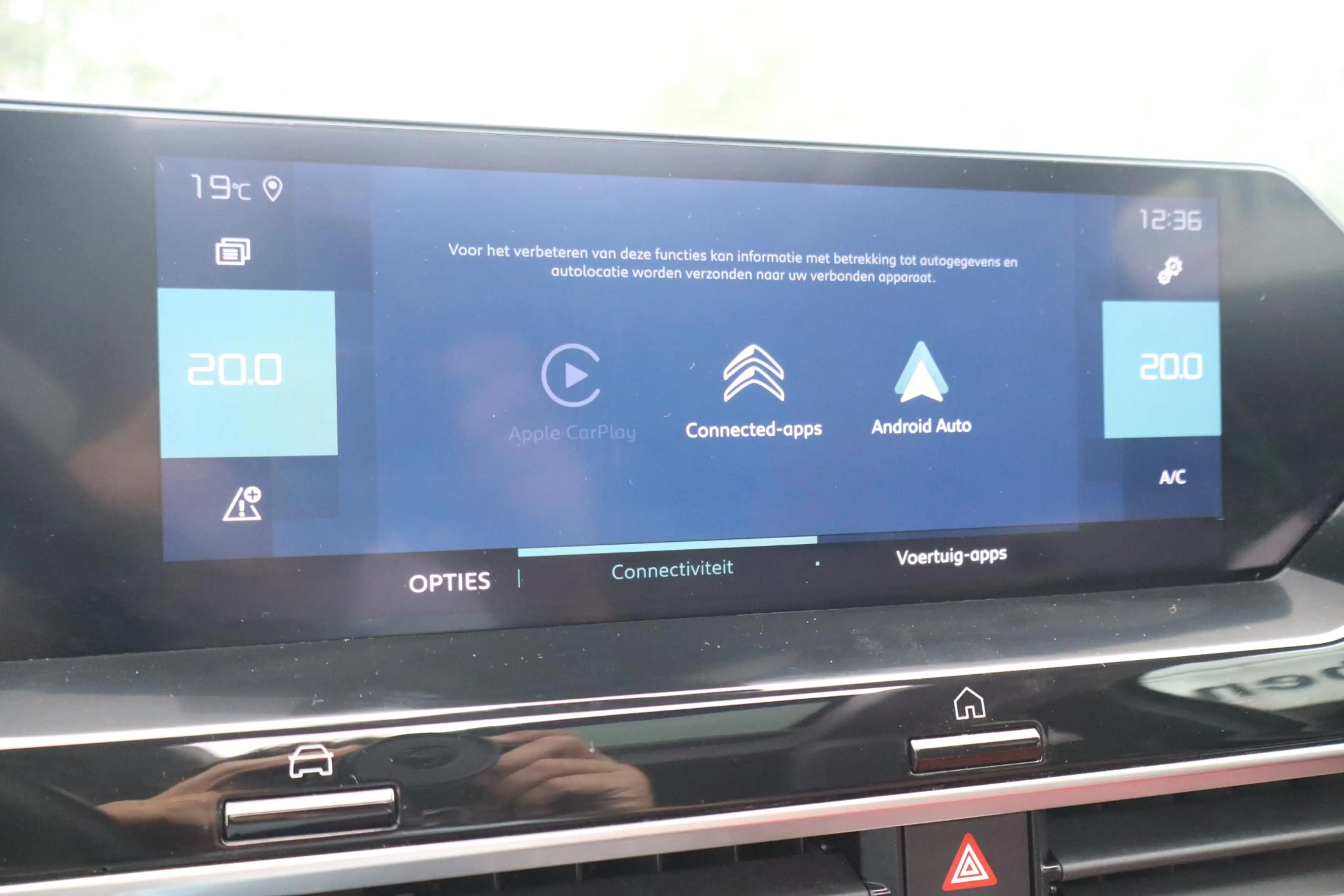 Citroen E-C4 Electric Shine 50 kWh | SOH 91,4% | Elektrisch glazen panor — photo 11