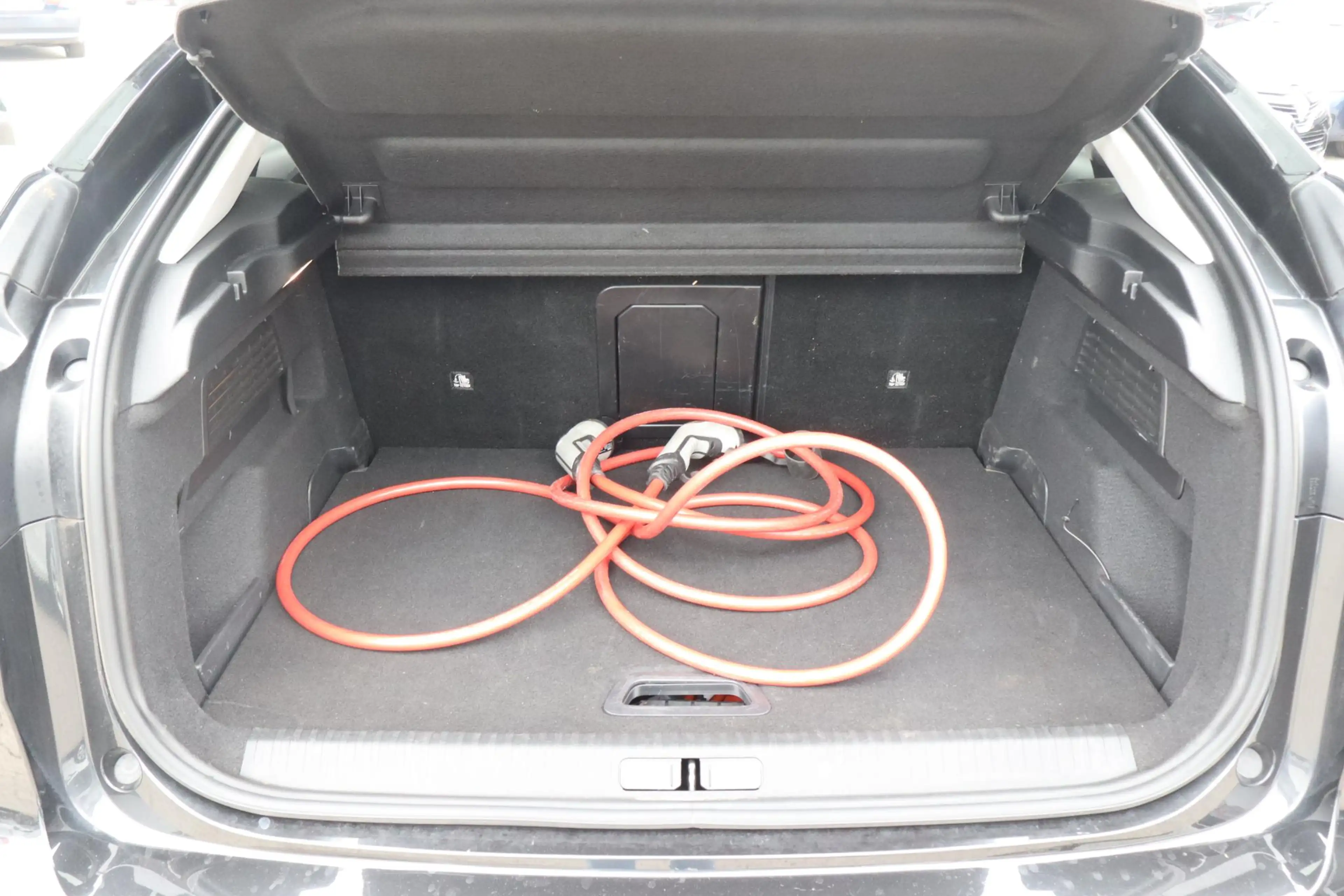 Citroen E-C4 Electric Shine 50 kWh | SOH 91,4% | Elektrisch glazen panor — photo 27