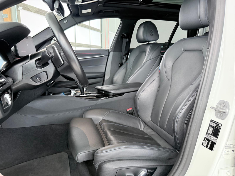 BMW 530 d M Sport-Pano/H-K/Laser/HUD — photo 12