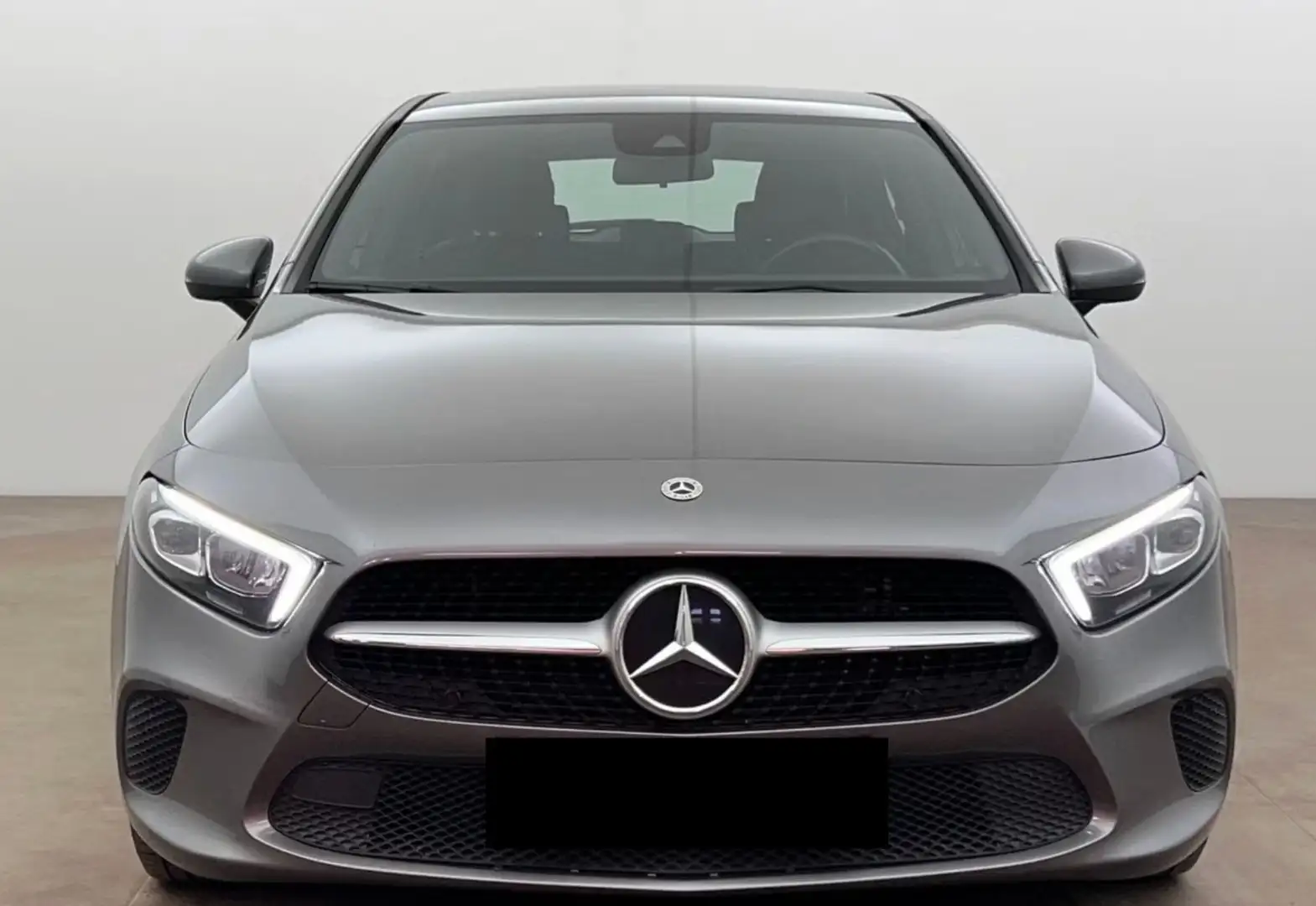 Mercedes-Benz A 250 e AMG-LINE*KAMERA/AHK* Schwarz - 2