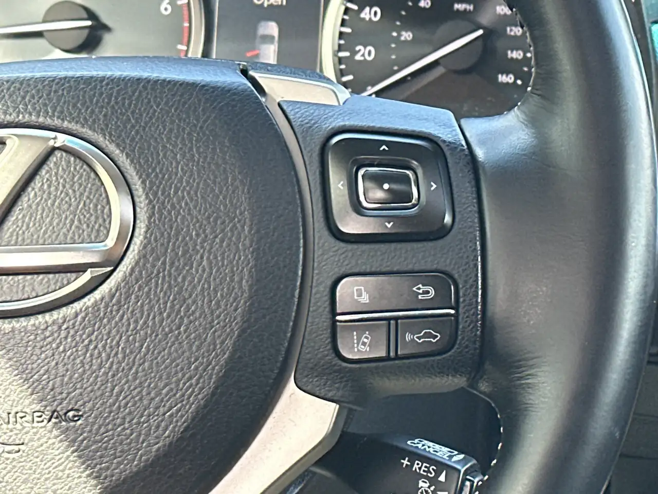 Lexus NX photo Lexus NX