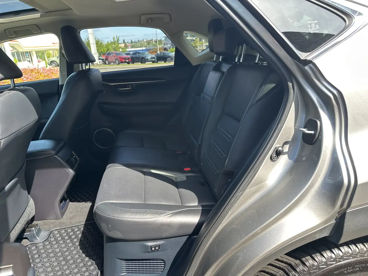 Lexus NX photo Lexus NX