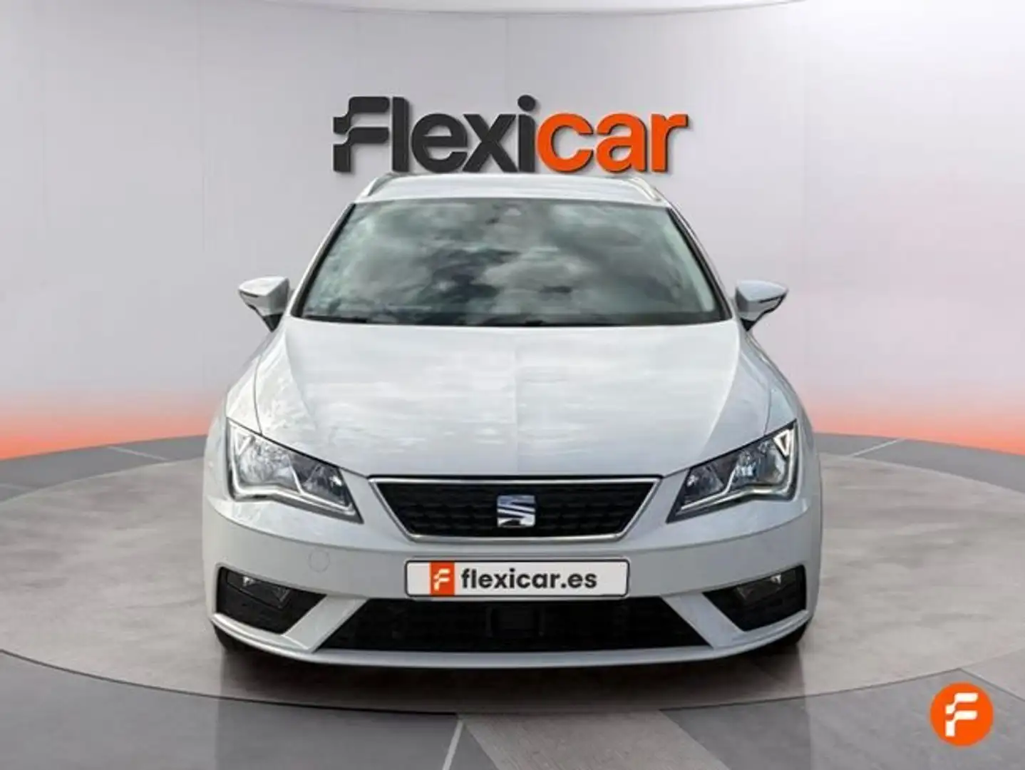 SEAT 1.6 TDI 85kW (115CV) S&S Style Visio Ed Blanco - 2