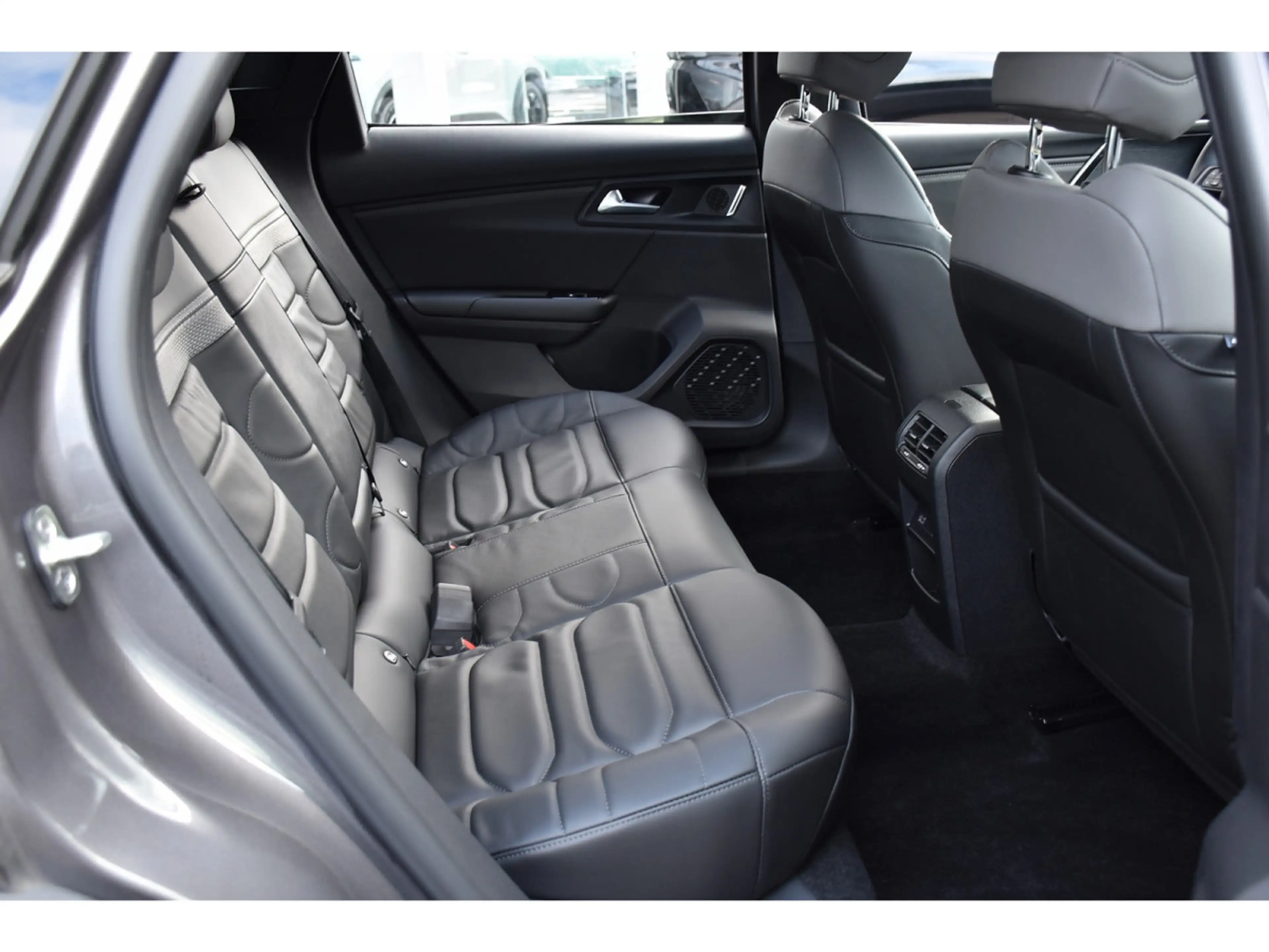 Citroen C5 X 1.2 PureTech PLUS EAT8 CUIR ACC HUD LANE NEUVE — photo 8