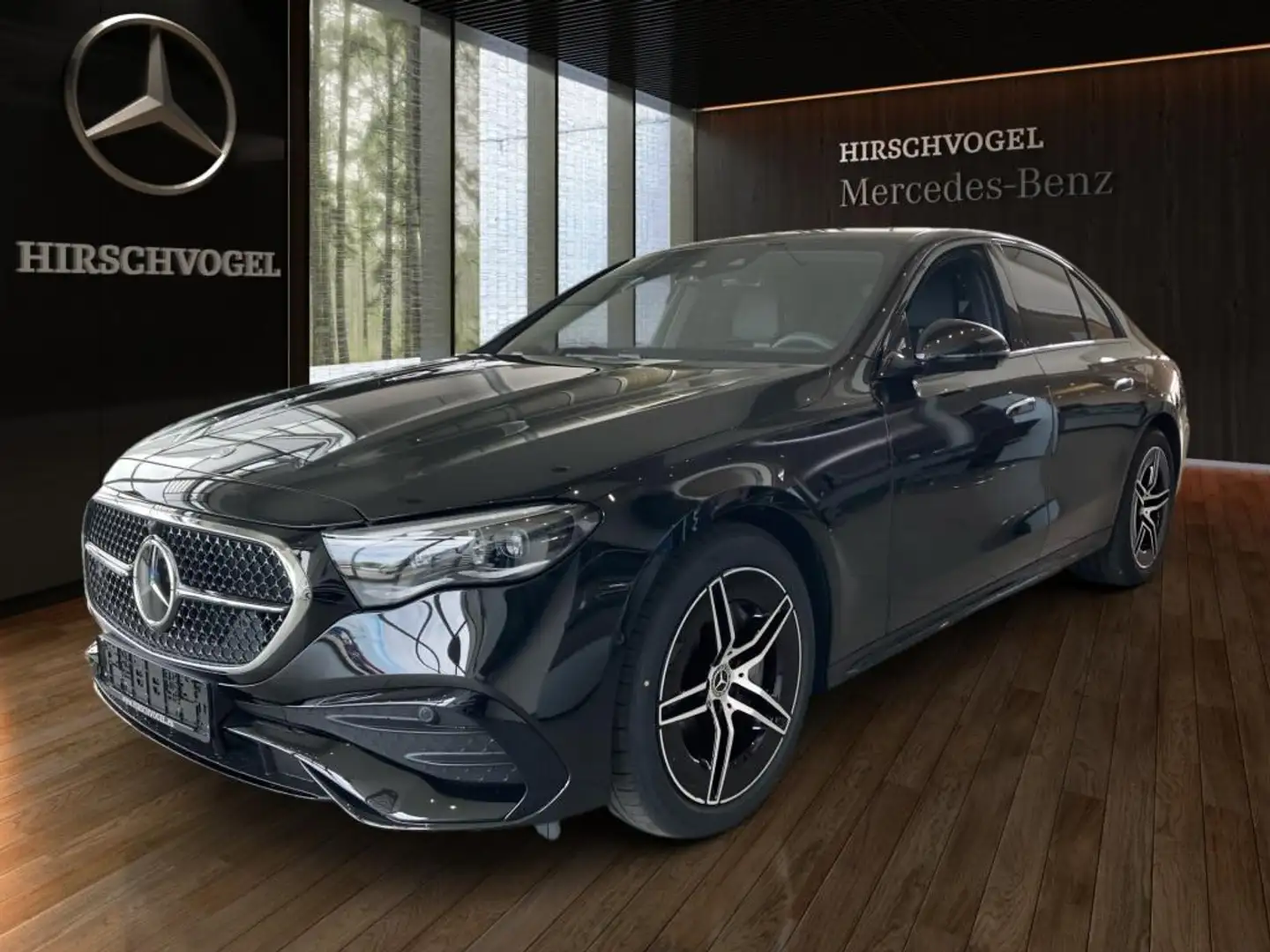 Mercedes-Benz E 220 d EDITION AMG-Line+Night+AHK+DISTR+KEYLESS Schwarz - 2