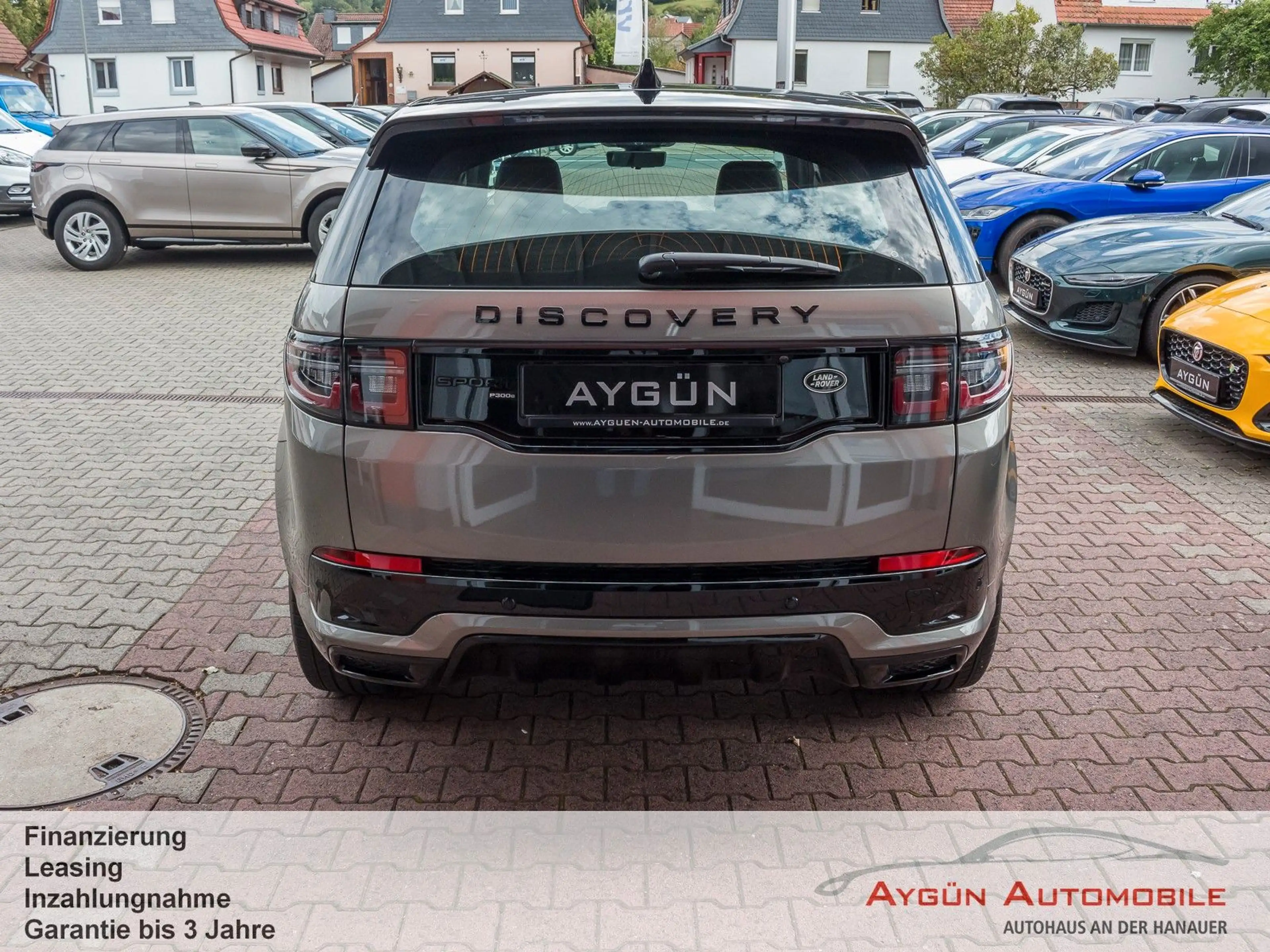 Land Rover Discovery Sport P300e R-Dynamic HSE*Pano*AHK* — photo 5