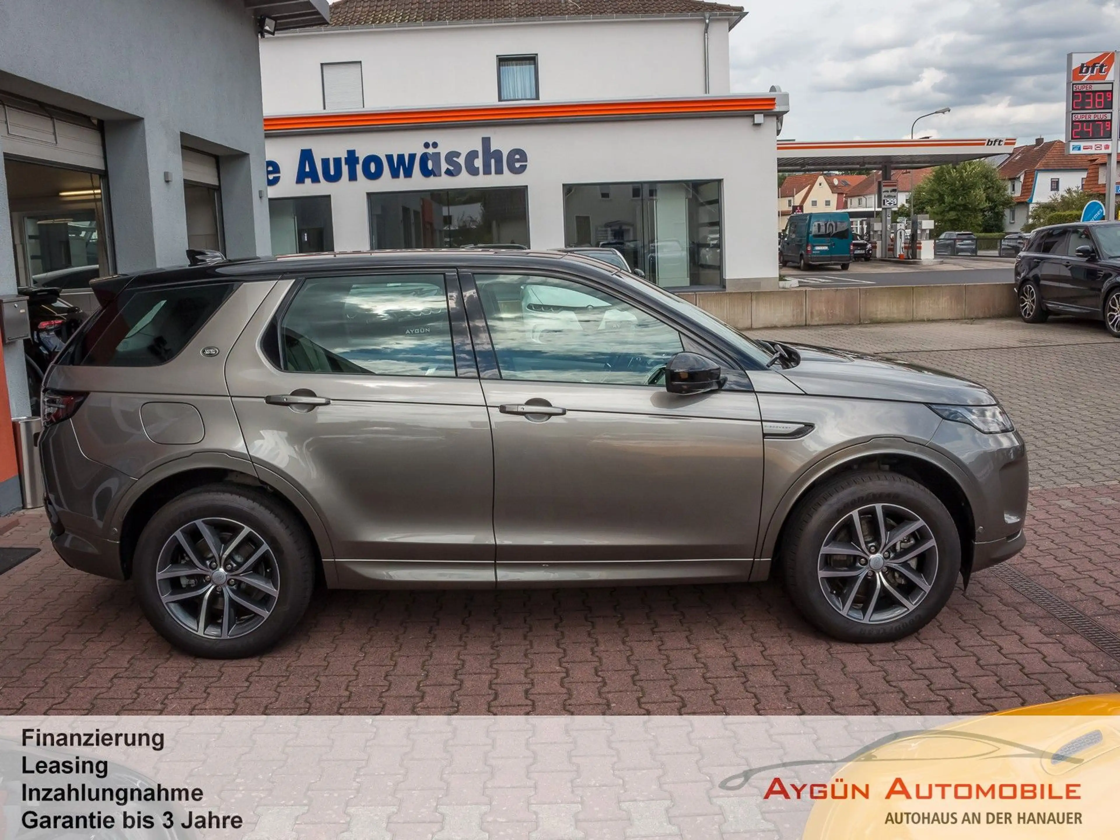 Land Rover Discovery Sport P300e R-Dynamic HSE*Pano*AHK* — photo 8