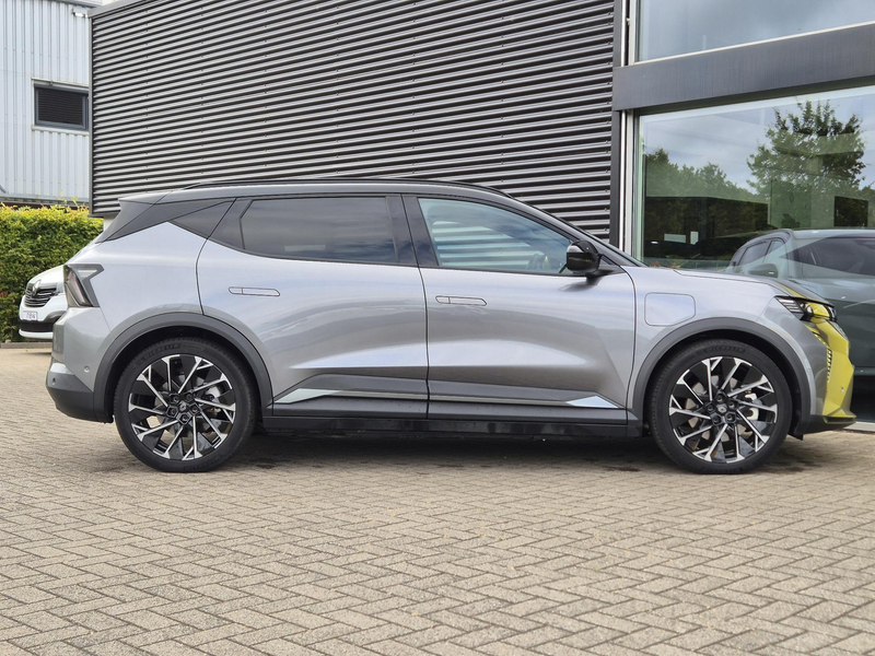 Renault Scenic E-Tech EV87 long range esprit Alpine Solarbay® Pan — photo 6
